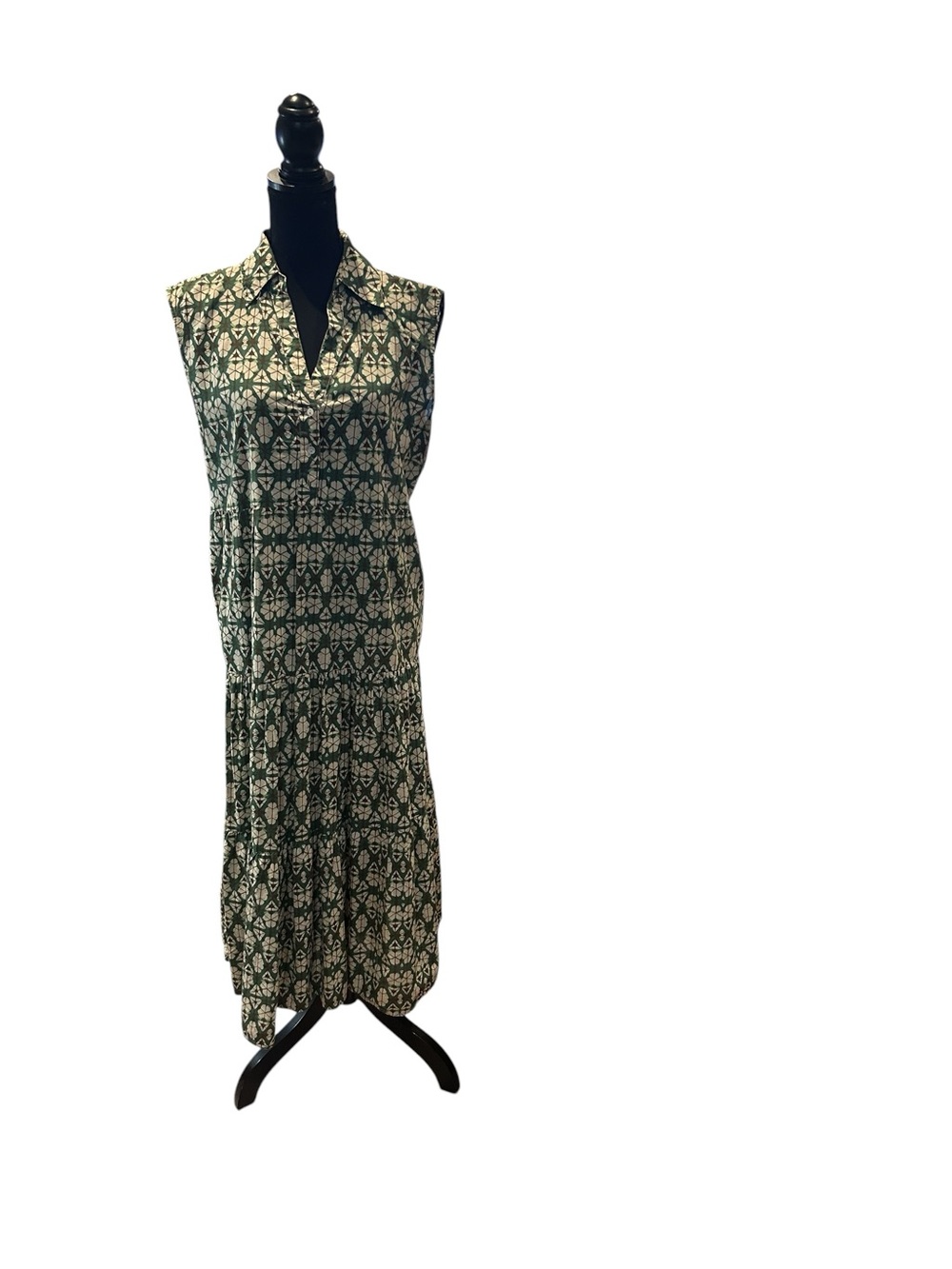 Spanish designer el Cortes ingles, Sleeveless Green Printed Maxi summer dress